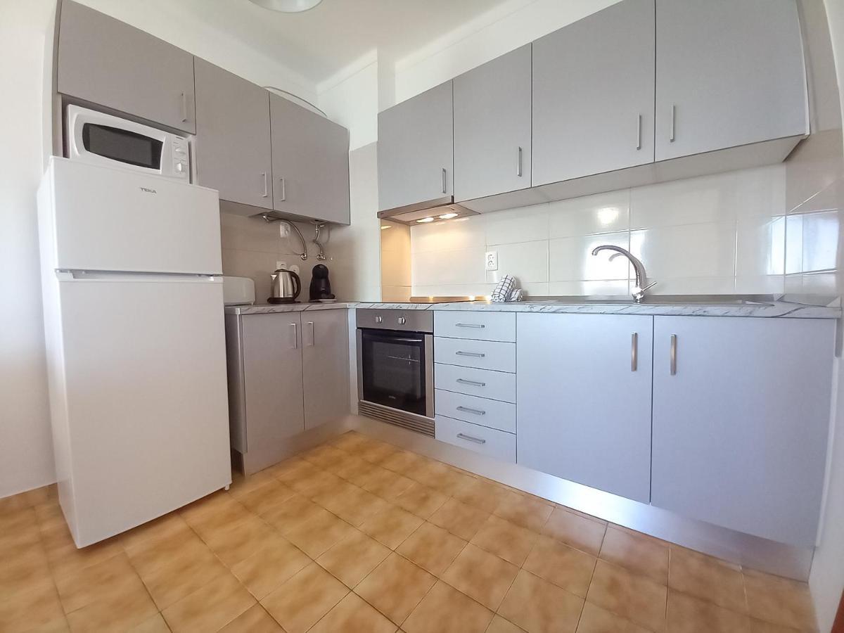 Mira Atlantico 13- Terraco Com Vista Mar E Cidade, Wifi, 80Mt Praia Quarteira Dış mekan fotoğraf