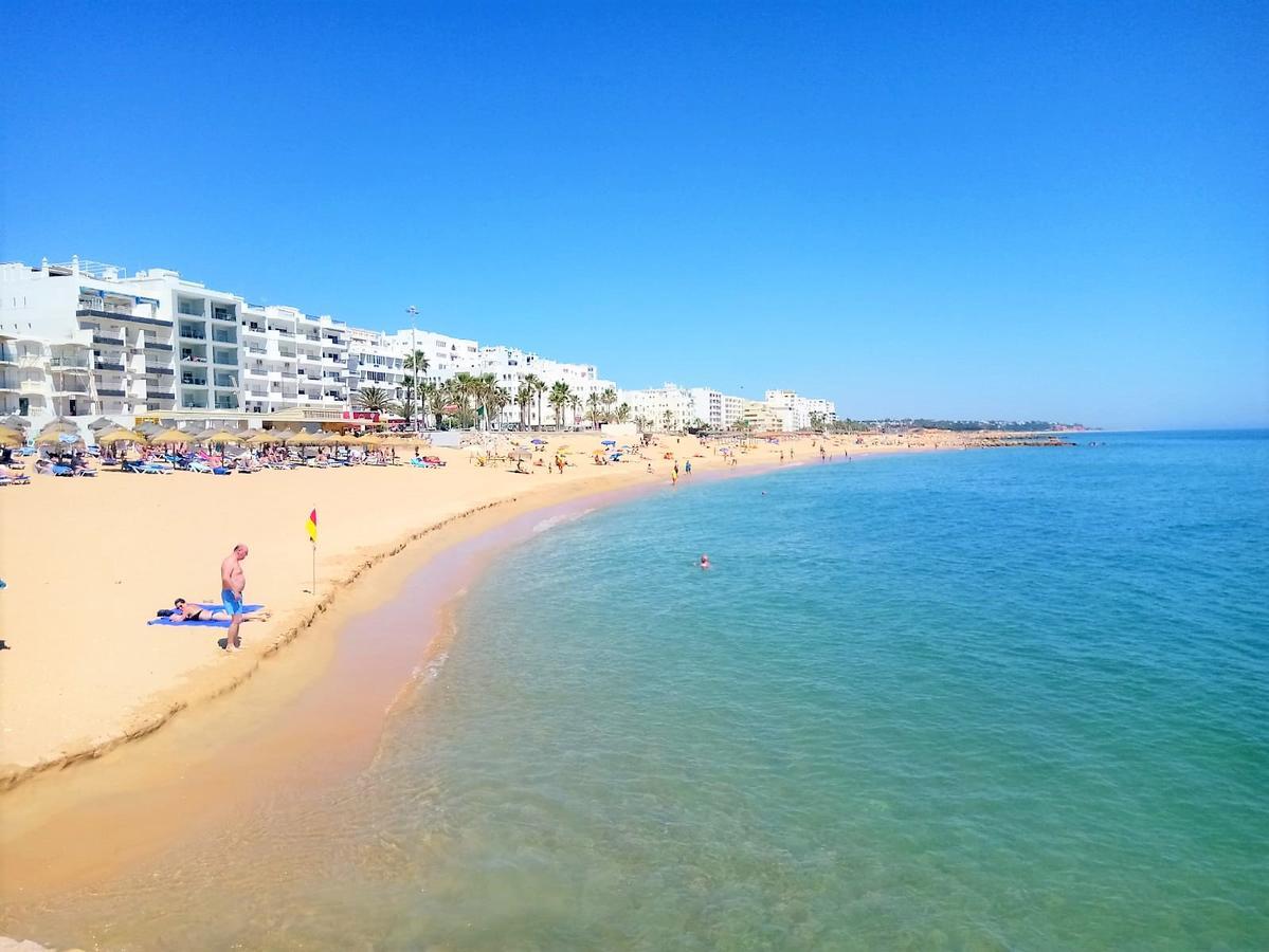 Mira Atlantico 13- Terraco Com Vista Mar E Cidade, Wifi, 80Mt Praia Quarteira Dış mekan fotoğraf